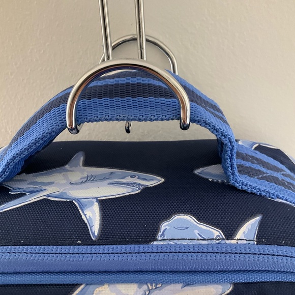 Pottery Barn Kids Shark Print Navy Blue Kids Lunchbox tote Bag - Picture 4 of 12